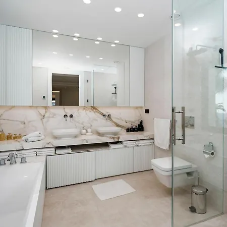 Luxury Panoramic View *