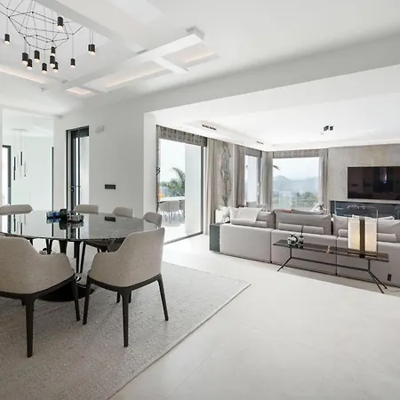Luxury Panoramic View Willa